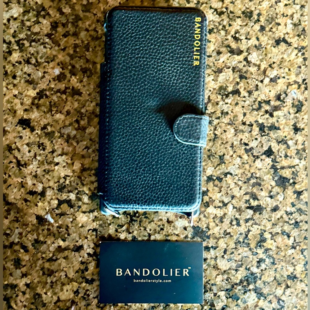 *** BANDOLIER iPhone 8 Plus Folio Case ***
